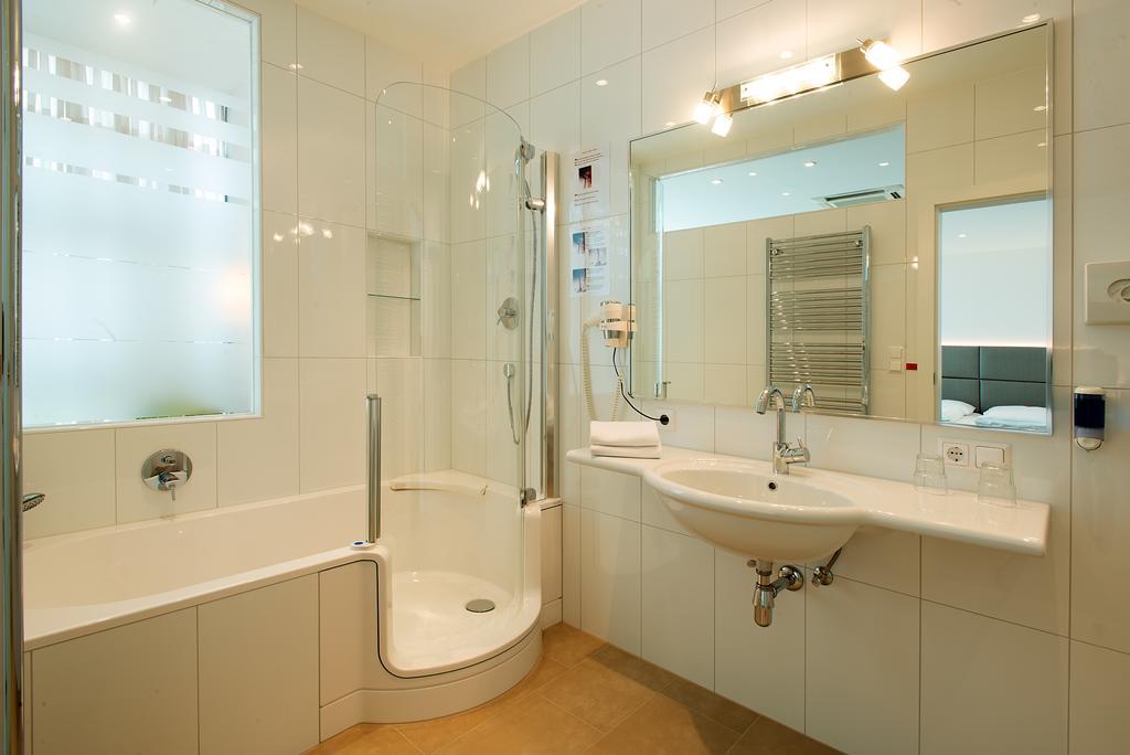 Superior Double Room,1643753356:JPEG