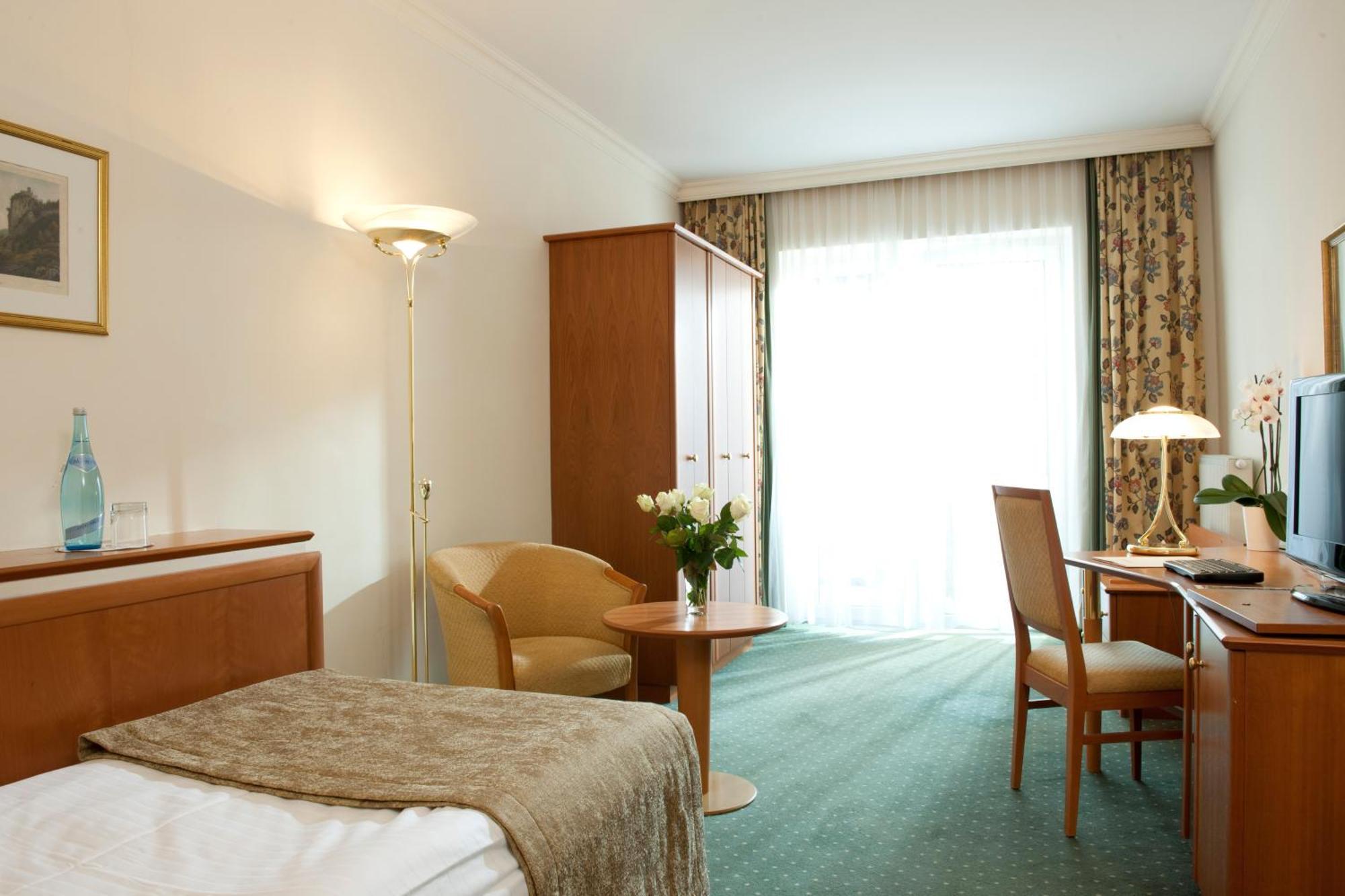 Single Room Maibachl,1600561940:JPEG