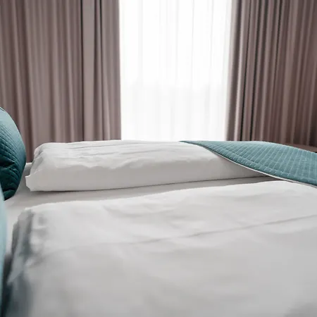 Hotel Seven-2